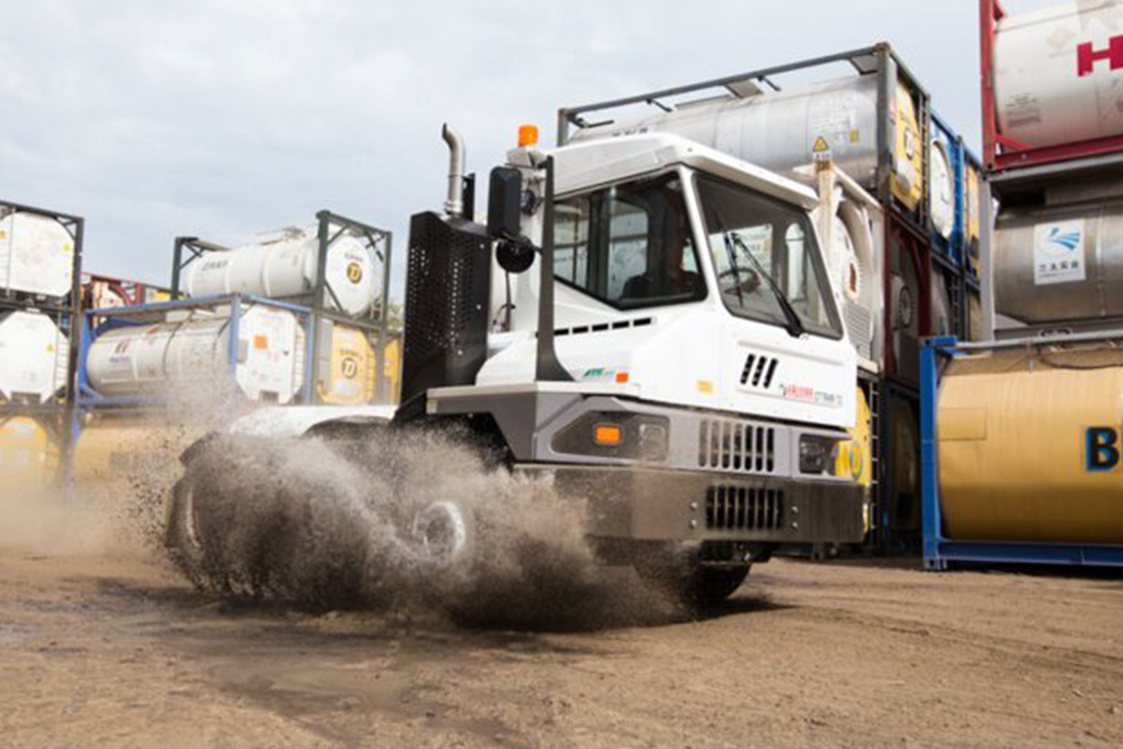 Ottawa Yard Tractor at work